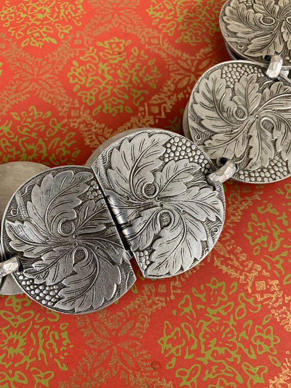 vintage 50s hammered aluminum belt - leaf motif