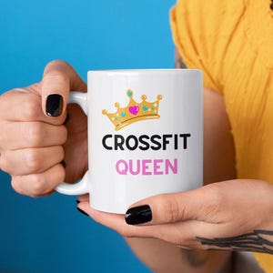 CrossFit Queen Mug - Gift for Fitness Lovers, Inspirational Coffee Cup, Workout Motivation, Gift for Her, Crossfit Mug, Gym Girl, Gym mug