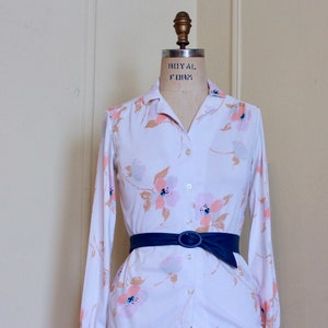1970s White Floral Blouse from Sears Fashion Place - peach + turquoise + lilac + beige - 70s Grandmacore - vintage size 10, medium