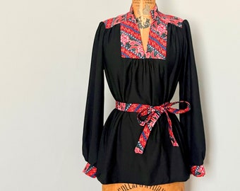 vintage 1970s Groovy Belted Tent Blouse - black, red + blue paisley, MOD mandarin collar, poet's sleeves, maternity - One Size, medium large
