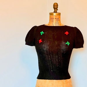 vintage 1940s Black Knit Sweater with Red & Green Flower Appliques - bateau neckline, short puffy sleeves, copped length - small, extra, xs