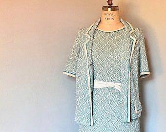 1960s Turquoise and Cream Diamond Knit Sheath Dress with Matching Jacket / BLAZER - vintage suit dress -  size medium to large, m/l