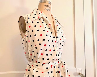 vintage 1970s Polka Dot Day Dress  - white + navy blue + red - zip up, sleeveless, belted, shirt dress with pointy collar - medium
