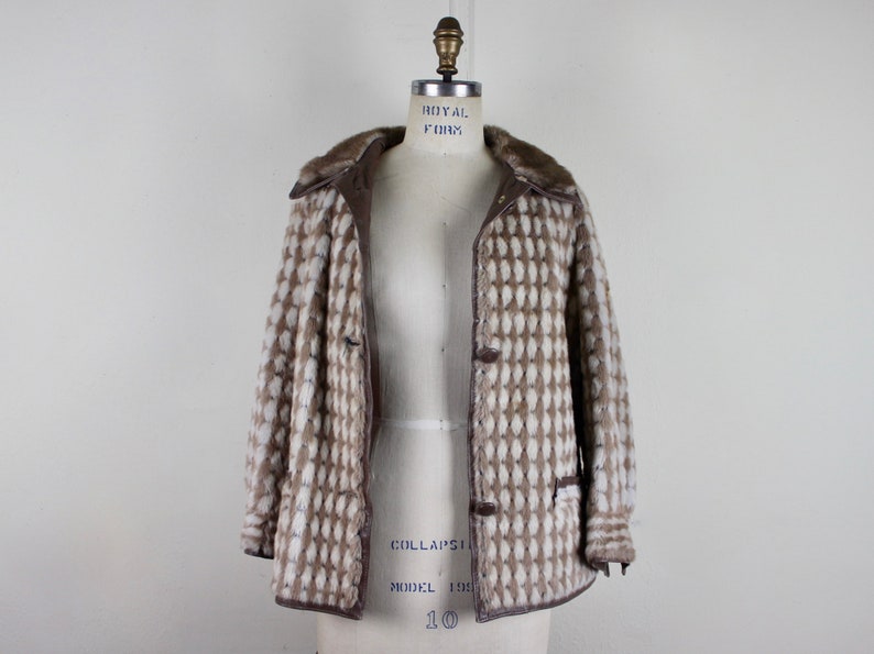 1960s taupe & ivory faux fur leather coat with harlequin pattern by LILLI ANN of Paris MOD, box jacket, winter warm size small, medium image 7