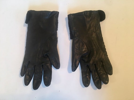 vintage Fancy Black Leather Gloves with Velvet & … - image 7