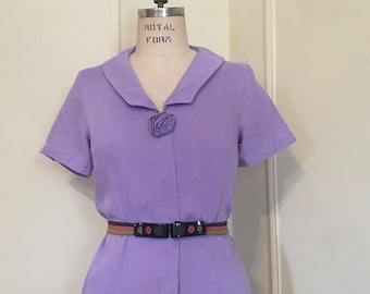 vintage 1950s Pastel Purple Linen Summer Dress with fabric rose at the neckline - Tailor Town, Irish Designer - size small to medium