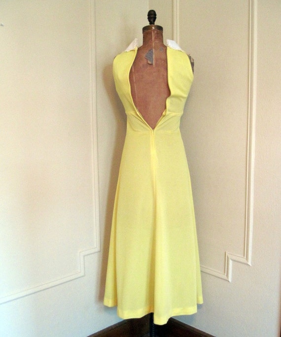 Vintage 1970s sunny yellow Maxi Dress with MOD MO… - image 5