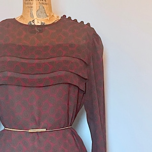 1980s deep red + green PASILEY semi-sheer blouse with pleated details - Albert Nipon  - vintage size 10, medium