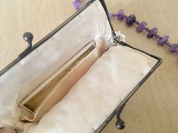 vintage antique 1930s White ART DECO Beaded SHELL Change Purse, perfect for a wedding or a fancy gala - something old View 5