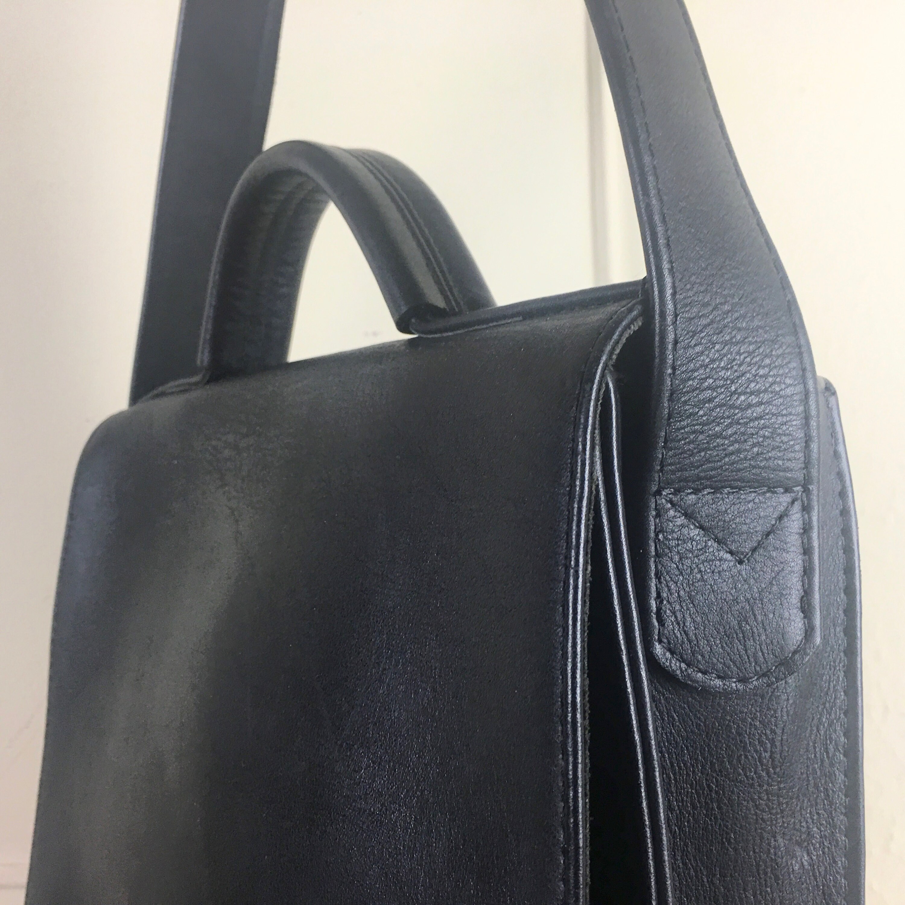 Village Tannery by Sevestet NYC Black Long Flap Messenger Backpack Vintage Village Tannery by Sevestet Crossbody Messenger Bag  main image 2