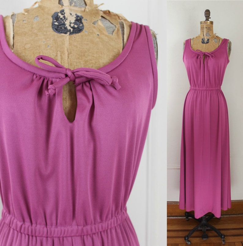 vintage 1970s dusty rose maxi dress with sassy keyhole size medium image 3