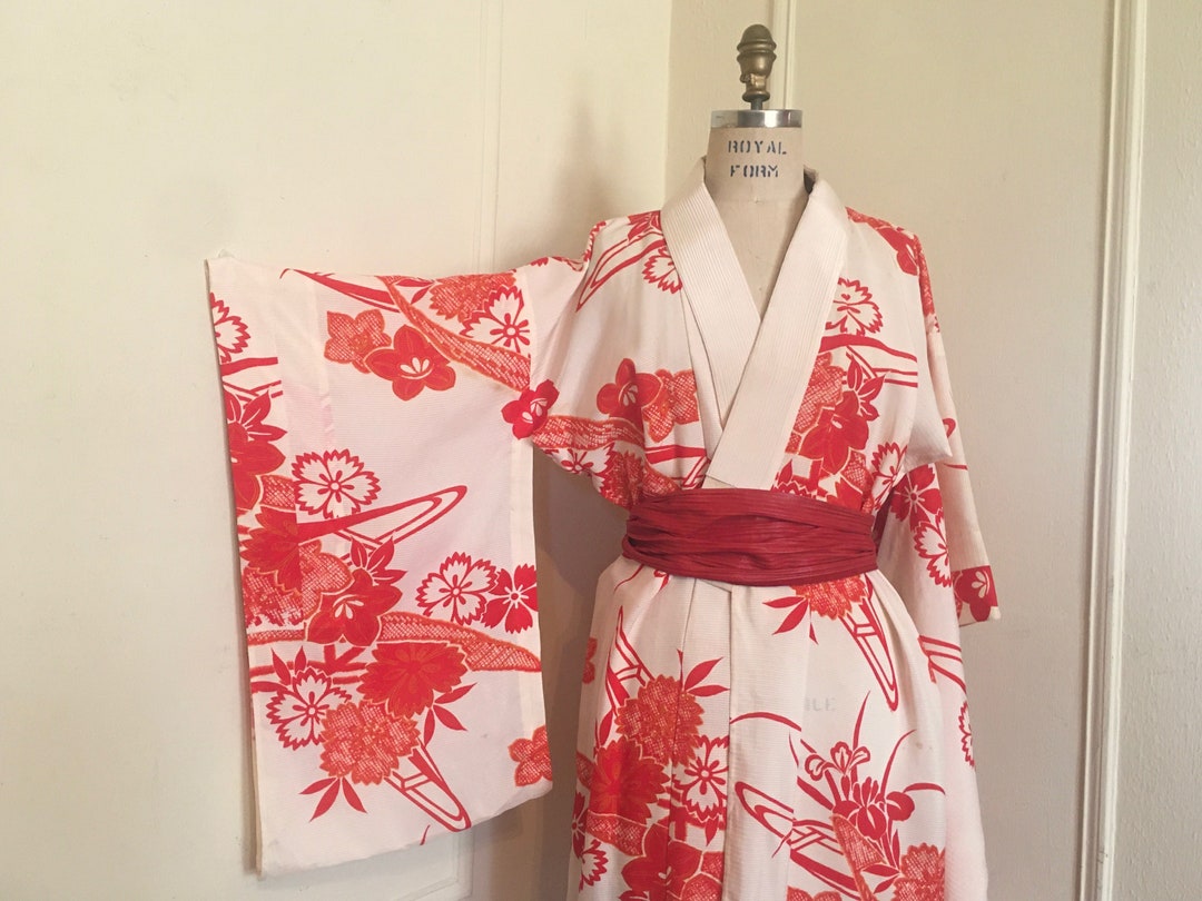 着物・浴衣 Vintage Silk Kimono Goshoguruma image_0f10273f-5df5-482f-b780-