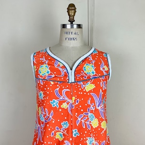 vintage 1960s orange floral cotton DAY DRESS - zip up house dress - size small to medium