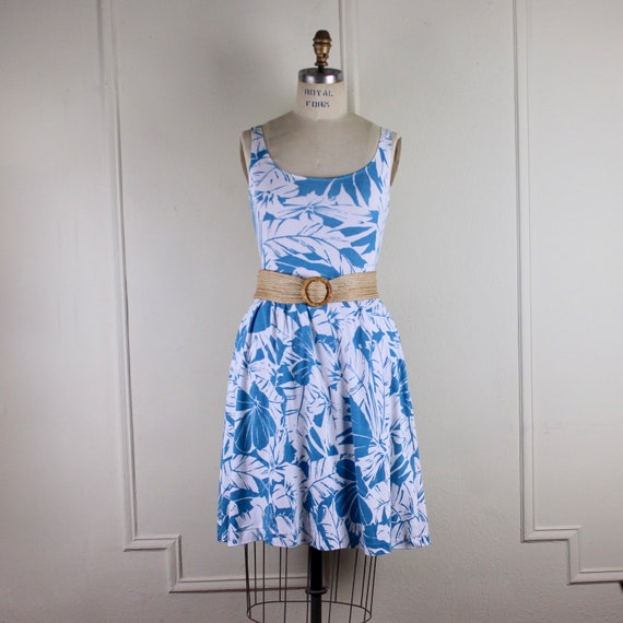 1980s White + Teal Blue Cotton Sun Dress with bre… - image 2