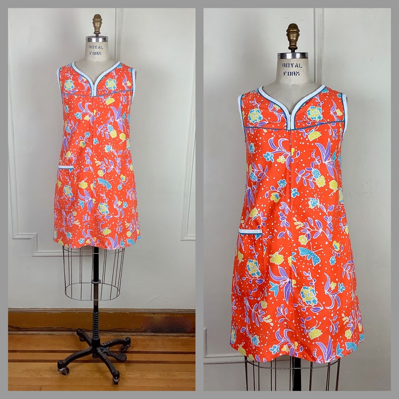 size small to medium zip up house dress vintage 1960s orange floral cotton DAY DRESS