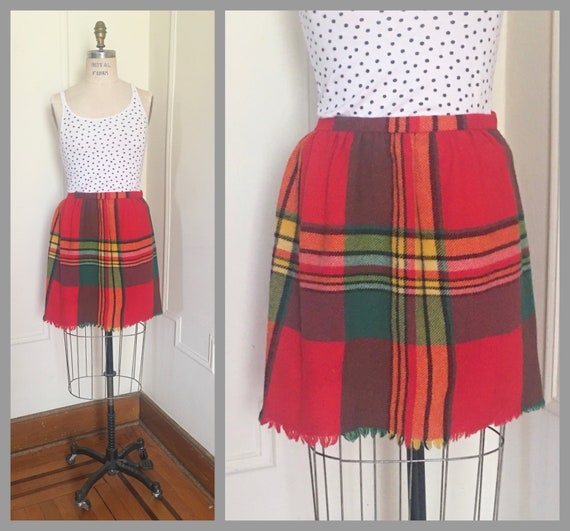 1970s red wool plaid mini skirt - CHARLIE'S GIRLS… - image 3