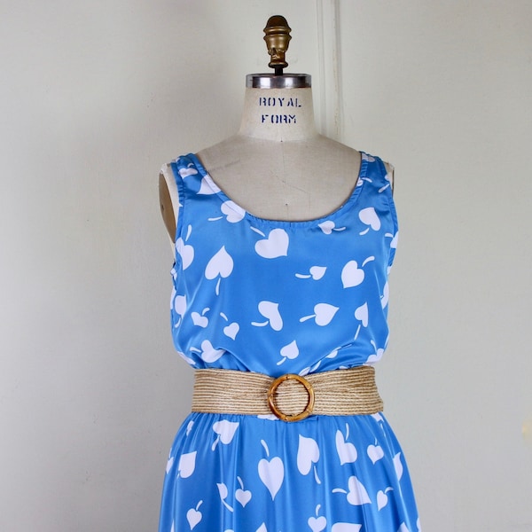 love in the 80s, vintage blue + white HEART print dress - 1980s fashions by STARLO, midi, sleeveless - size 11/12, large