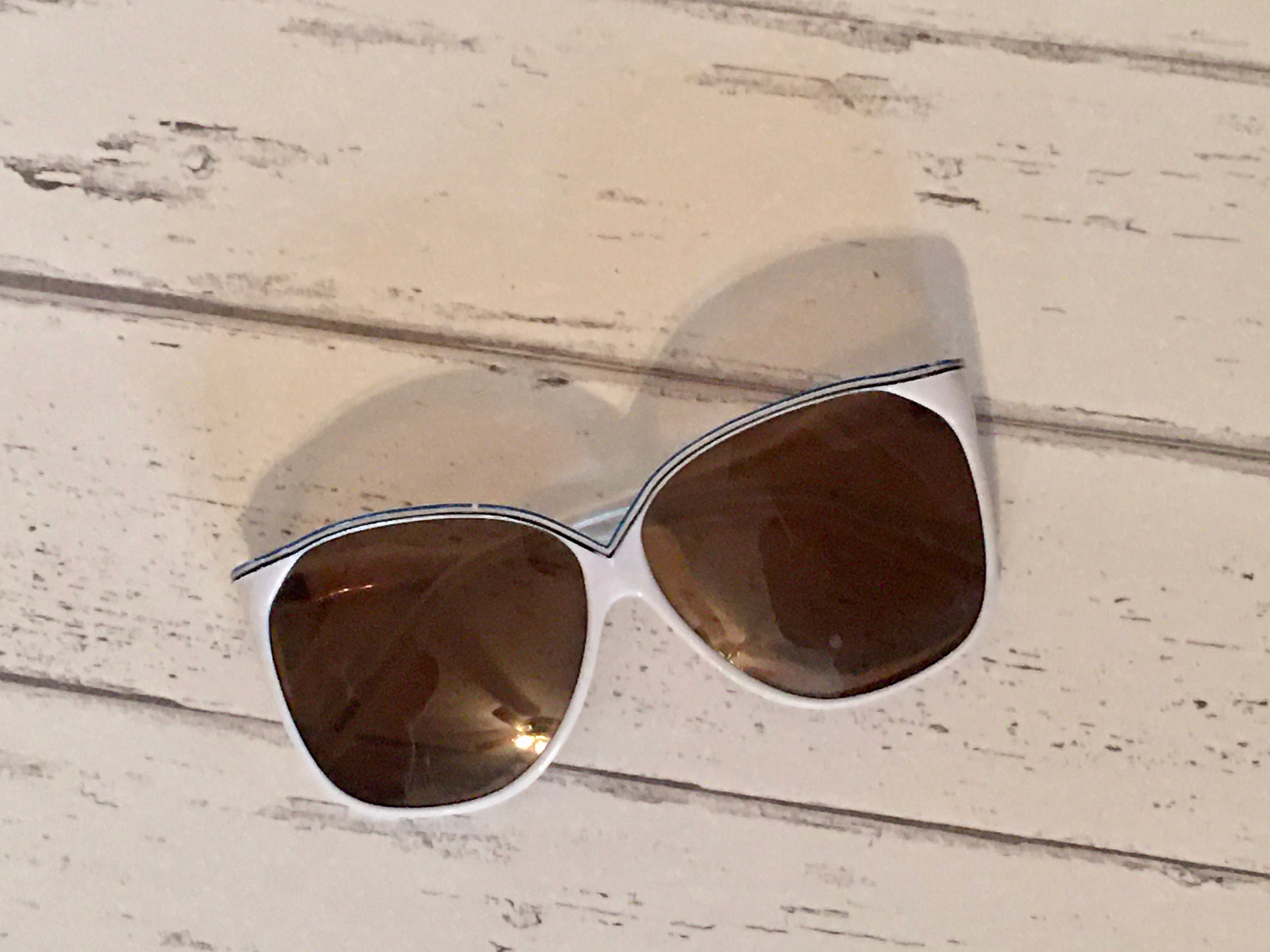COPY - 80\'s NEW WAVE style sunnies Amazon.com: FACATH 2 Pair 80s/90s Women Hip Hop Costume Kit  main image 4