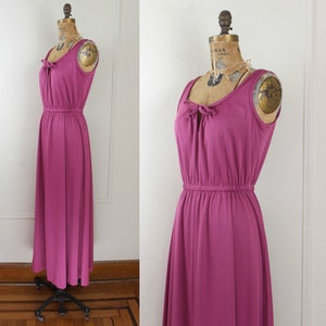 vintage 1970s dusty rose maxi dress with sassy keyhole size medium image 4