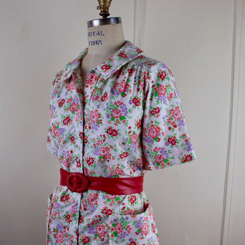 JCPenney purple peach robe large vintage size 14 bright floral pattern: pink 1970s cotton HOUSE DRESS red lounge green