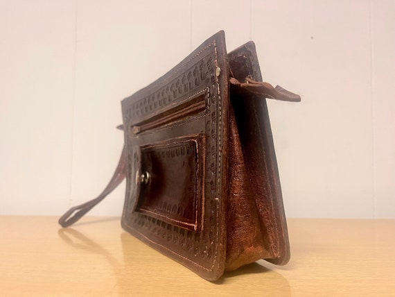 vintage 1980s dark brown Tooled Leather Clutch, w… - image 5