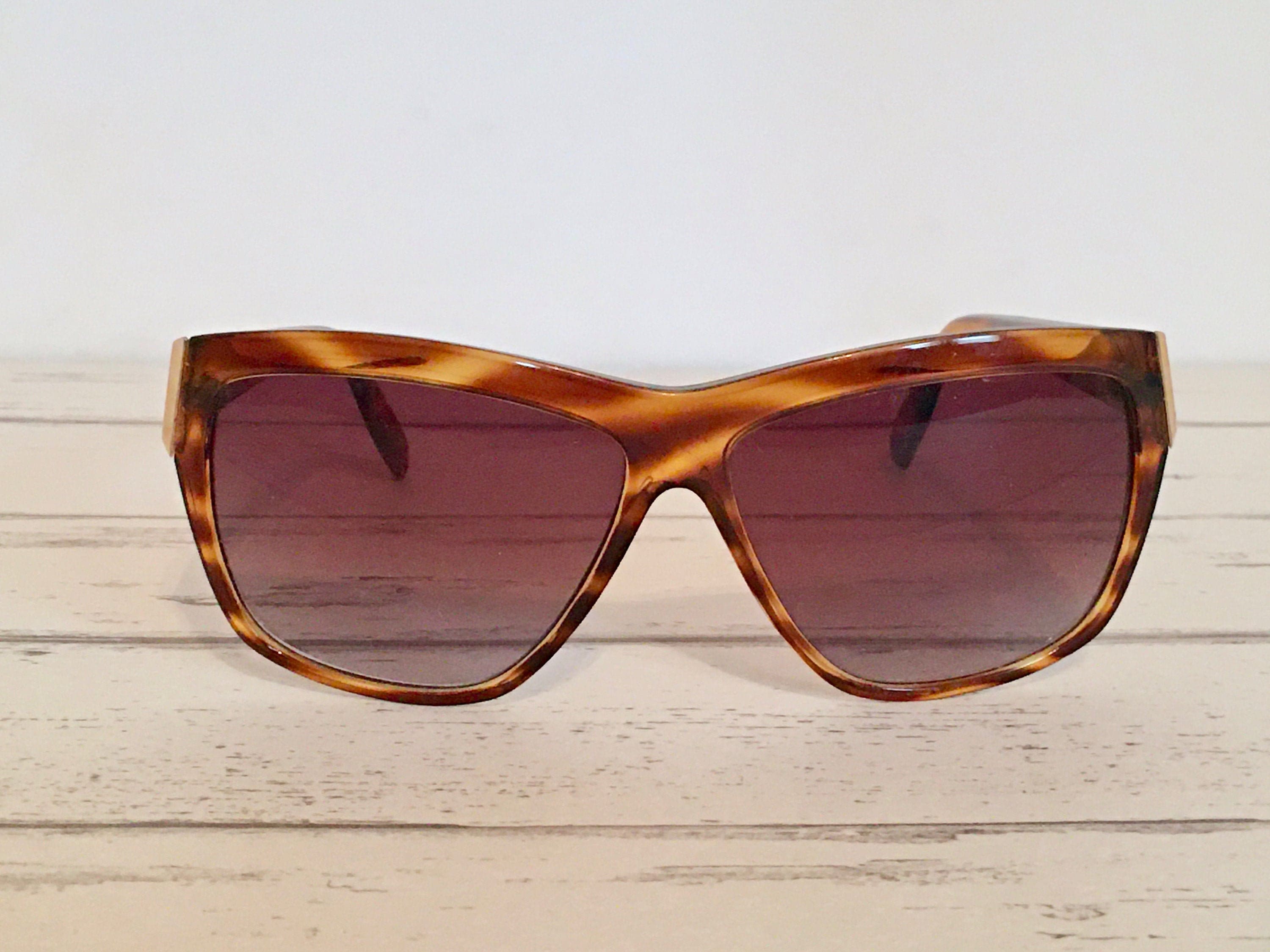 Vintage Anne Klein Brown Tortoiseshell big Sunglasses gradient lenses Anne Klein Brown Sunglasses for Women for sale | eBay main image 4