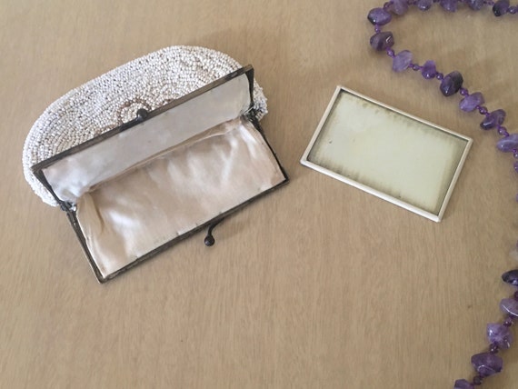 vintage antique 1930s White ART DECO Beaded SHELL Change Purse, perfect for a wedding or a fancy gala - something old View 4