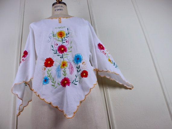 flowers + embroidery + cancun, vintage white embr… - image 5