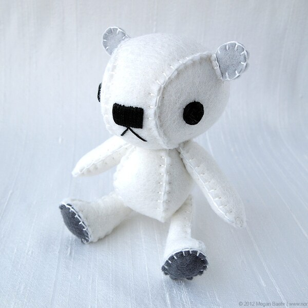 Polar Bear Plush Art Doll, Isbjorn