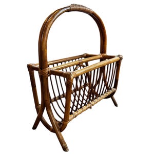 VTG 70s Boho Chic MCM Bamboo Rattan Woven Magazine Newspaper Rack Holder Tiki
