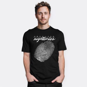 Unsolved Mysteries T-Shirt, Men&#39;s Women&#39;s Sizes (MOV-730120)