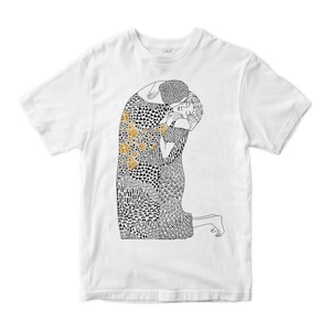 The Kiss by Gustav Klimt T-Shirt, Men&#39;s and Women&#39;s Sizes (ISK-930587)