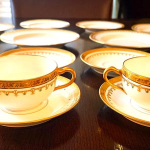 Limoges - Theodore Haviland - Double Handled Set of 2 Cups / 10 Saucers / 8 Plates - Vintage 1903 - Very Rare Tea / Dinnerware Set