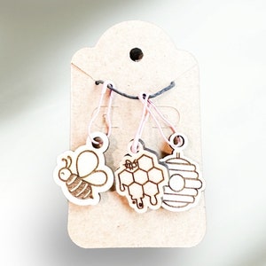 Bee Stitch Markers