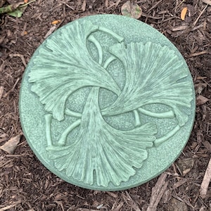 Cast Concrete Ginkgo Leaf Stepping Stone (Moss) and Garden Plaque