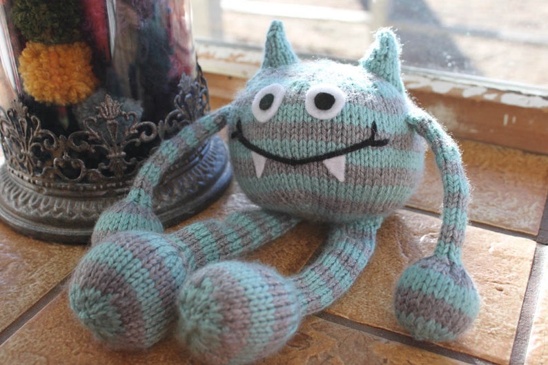 PATTERN Round Knitted Monster image 2