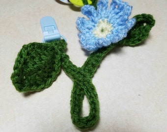 Crochet flower pacifier or teething toy holder