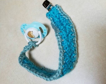 Crocheted pacifier or teething toy holder