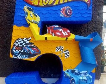 Custom wheels  Birthday piñatas