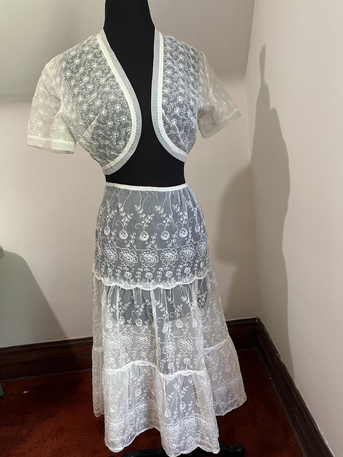 Lace Detail Tie Neck Top and Skirt Set