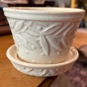 Vintage McCoy art pottery USA made leaves and hobnail white glaze flower pot planter with attached saucer signed 3” tall great for violets