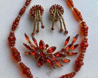 Sparkly faceted orange Czech crystal bead necklace prong set crystal Judy Lee brooch orange prong set dangle drop clip on earrings full set