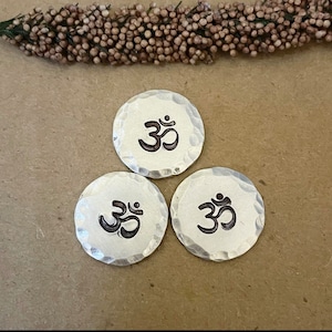 Jeton De Poche Ohm Om, Pièce Méditation, Pièce inspirante, Symbole Aum, Symbole Om, Pièce Yoga, Pièce Inquiétude, Marqueur Balle De Golf, Pièce Stress