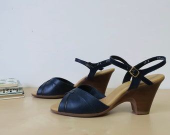 navy blue low wedge shoes