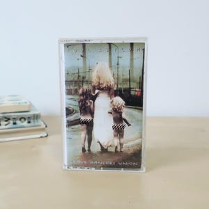 Soul Asylum - Grave Dancers Union Cassette