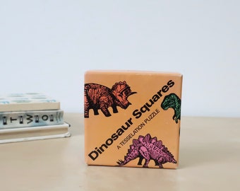 Rompecabezas de teselado de cuadrados de dinosaurios vintage