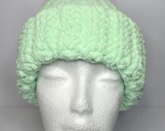 Hand-crocheted beanies Woman’s.