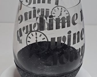 Handmade etched glasses 15 oz. (wine.)