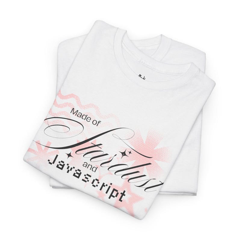 Stardust und Jacabox T-Shirt, Cyber Y2K Tech Vibes, Frauen in Computer Science Shirt, Unisex aus schwerer Baumwolle T-Shirt, süßes Programmierer Zitat Top Bild 2