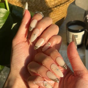 Gold 3D Chrome nails/Gold French press on nails short almond nails/Sun Star Nails/Gold Nails/Birthday nails/Elegant nails/Holiday nails
